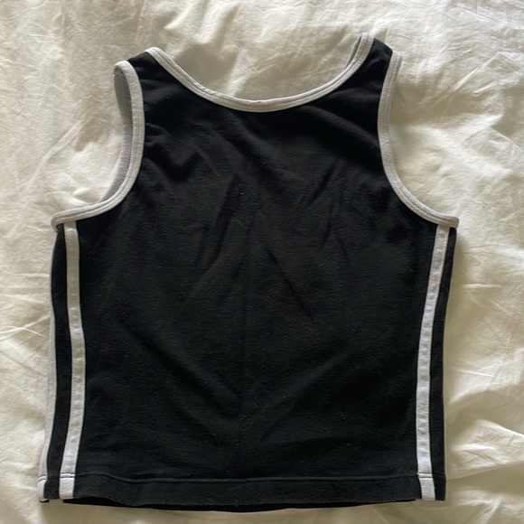 Adidas Tank - Picture 4 of 4